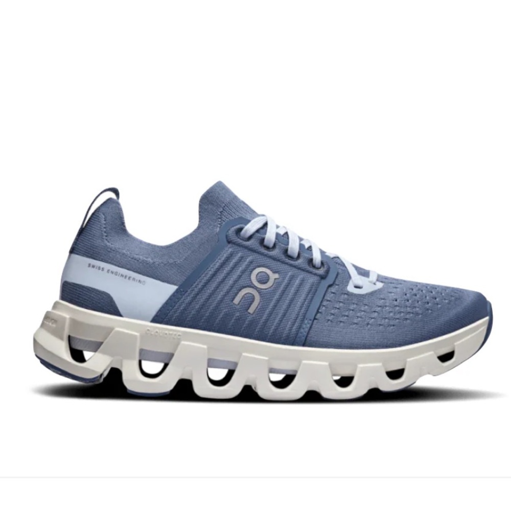 ON RUNNING On Women's Cloudswift 4 Sneaker in Metal/Heather